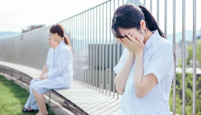 看護師が人間関係に悩む理由と改善策!体験談とともにお届け