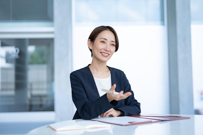 看護師の面接の逆質問で何を聞く?好印象の例文や準備することを徹底解説