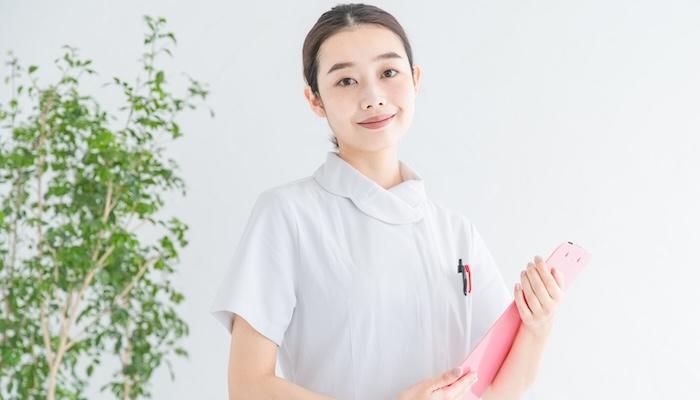 夜勤なしで働ける看護師の職場14選!日勤のみでも高収入を目指すには?